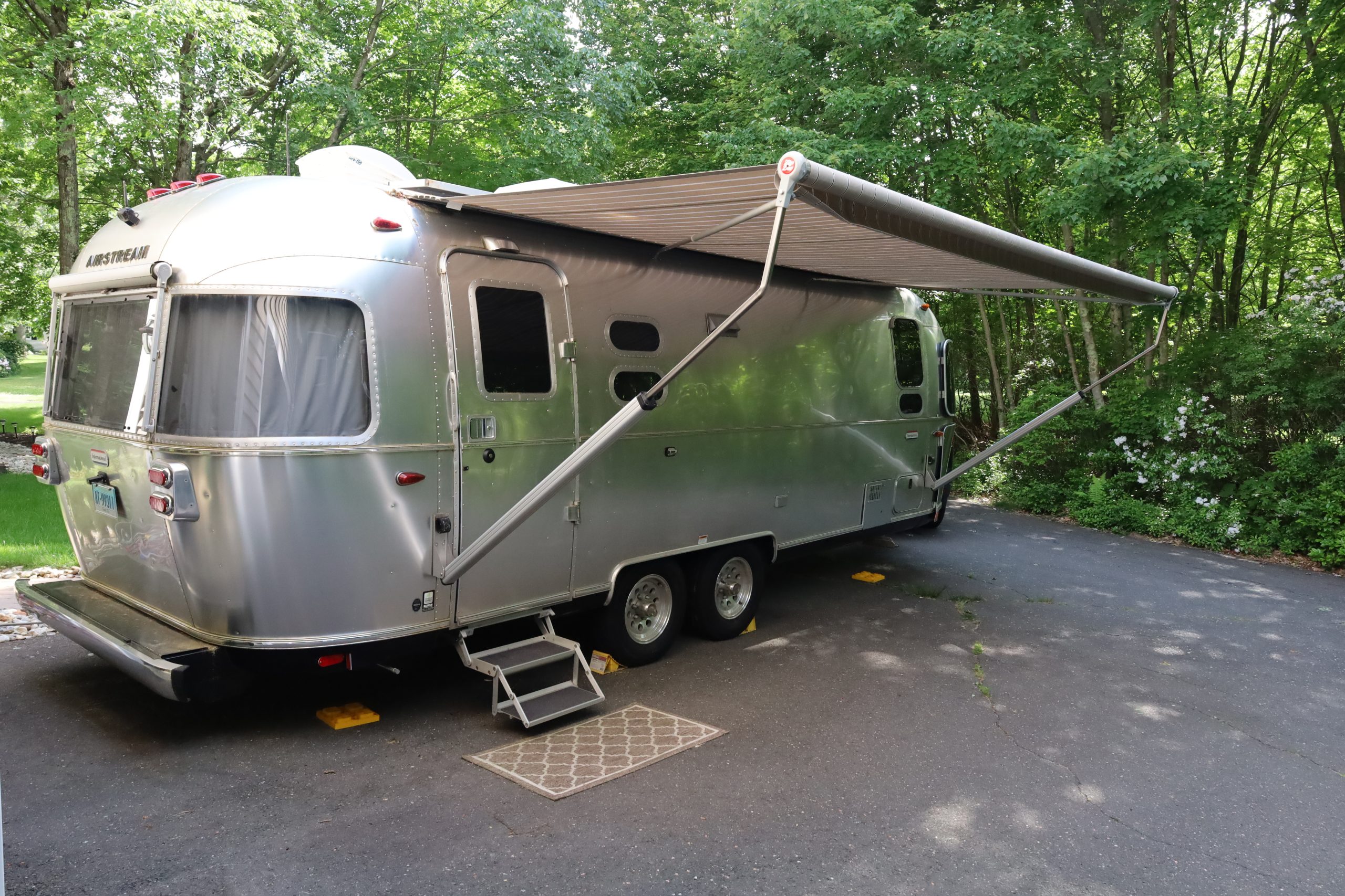 2020 Airstream International Serenity 25FB