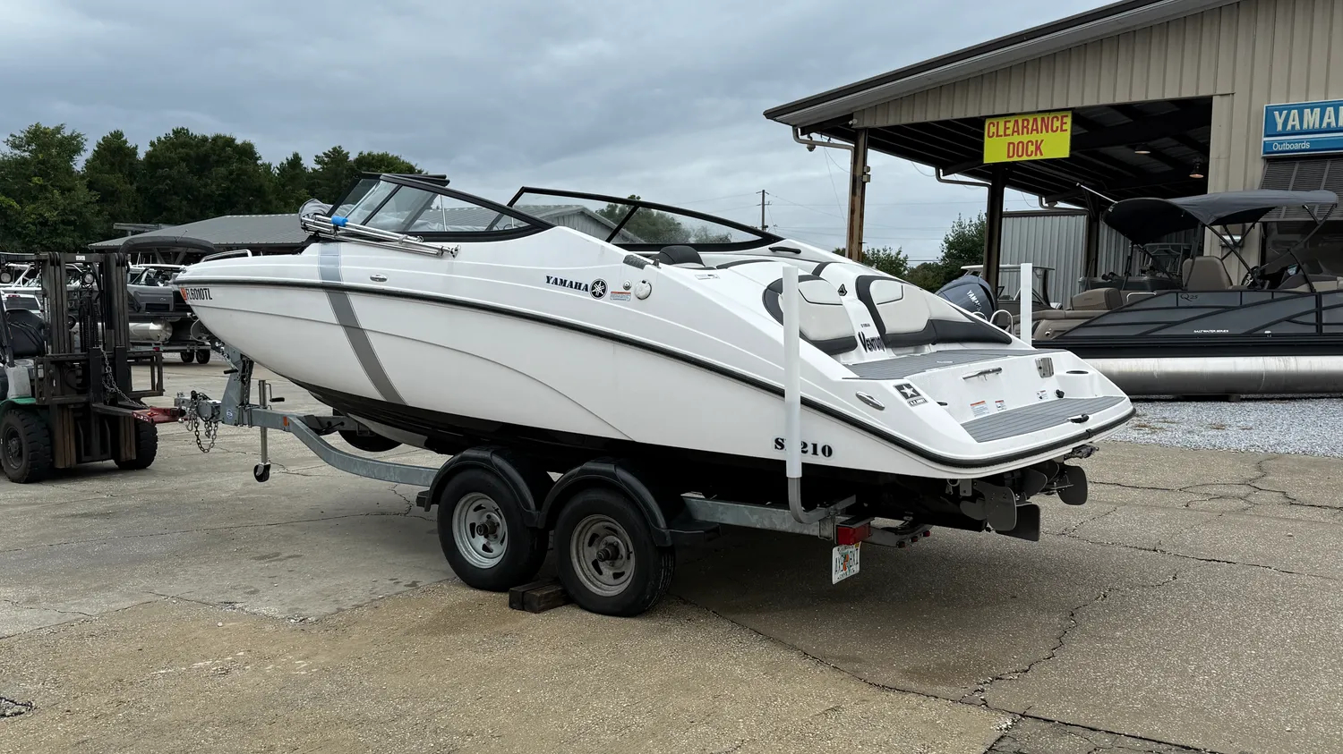 2023 Supreme S240 - Image 4