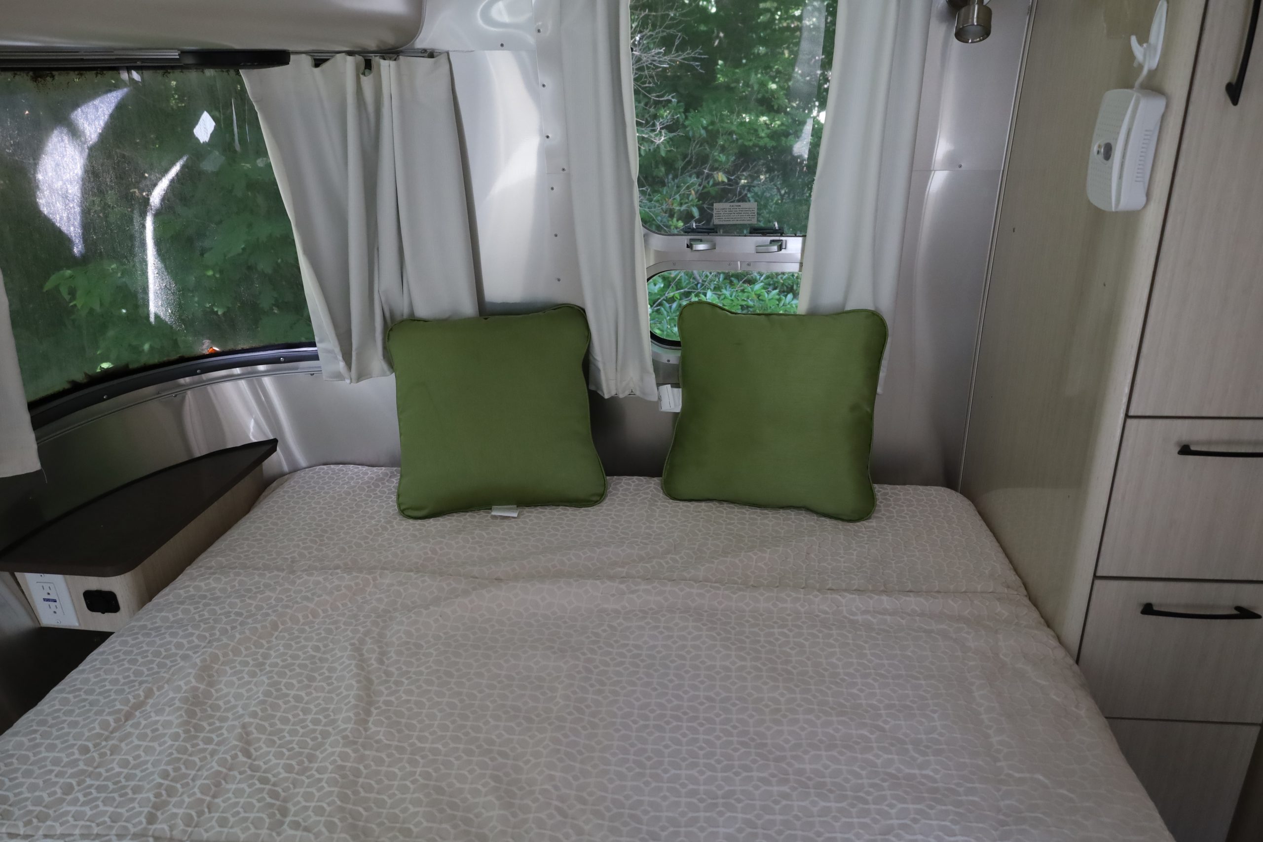 2020 Airstream International Serenity 25FB - Image 25