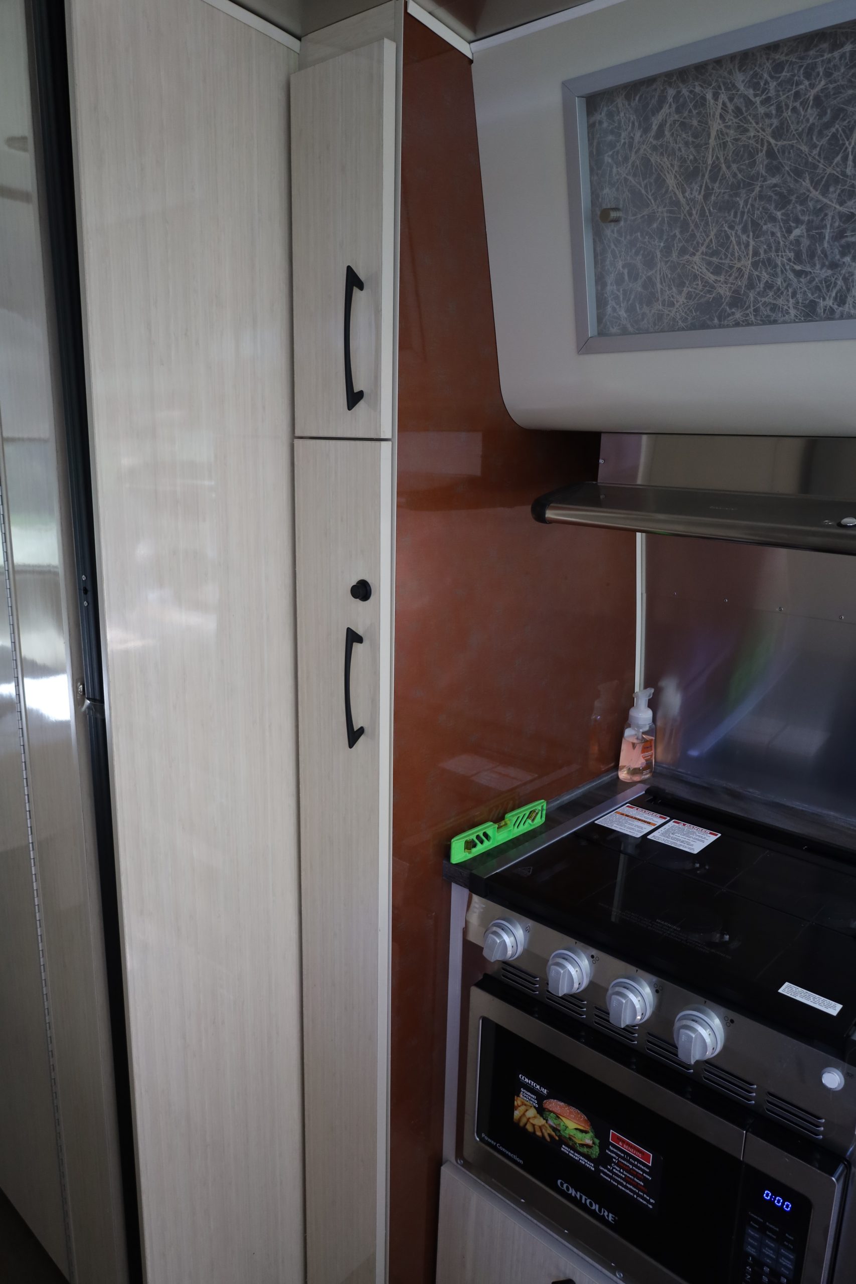 2020 Airstream International Serenity 25FB - Image 11