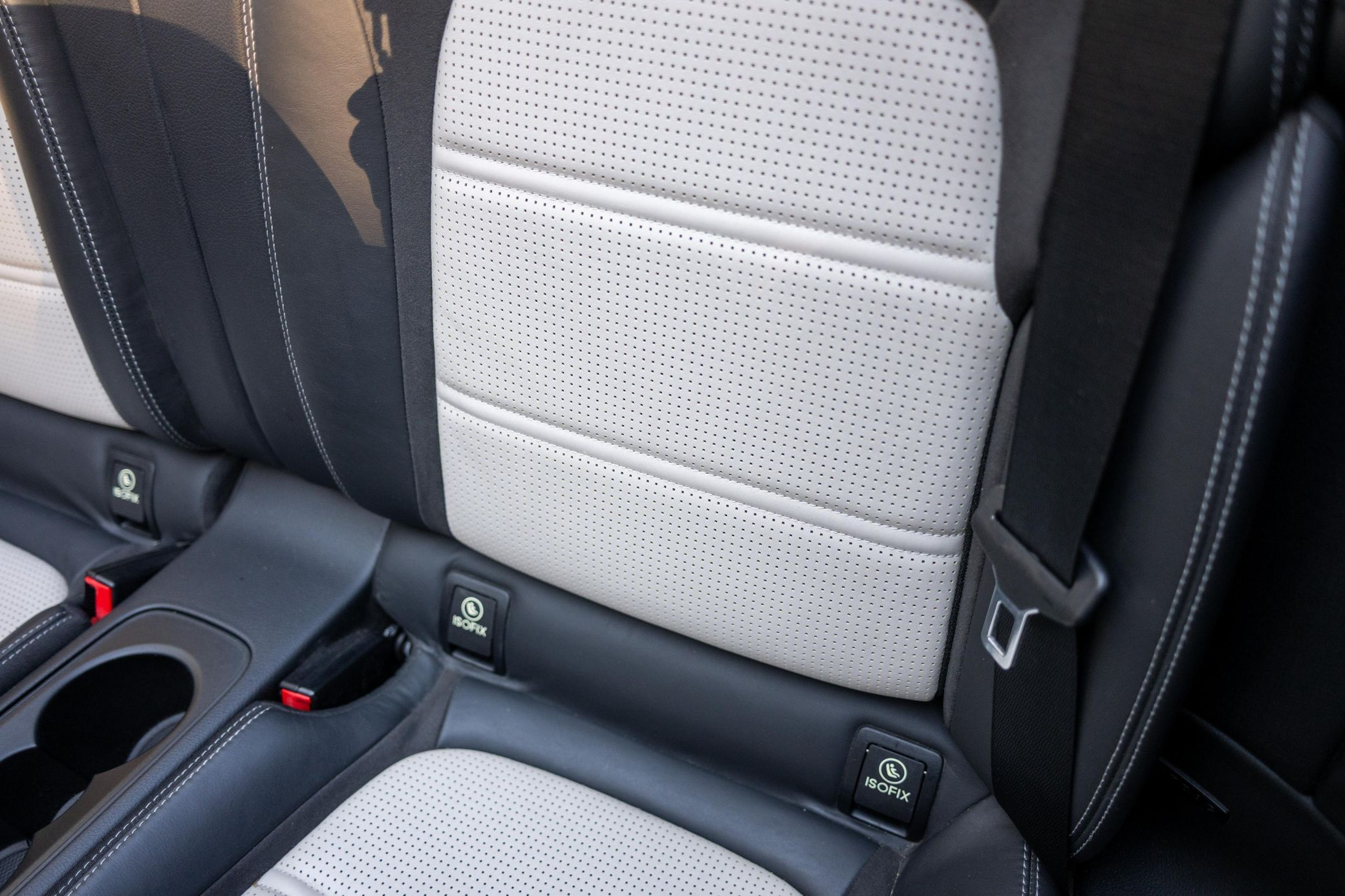 2017 Mercedes-Benz C63 AMG - Image 35