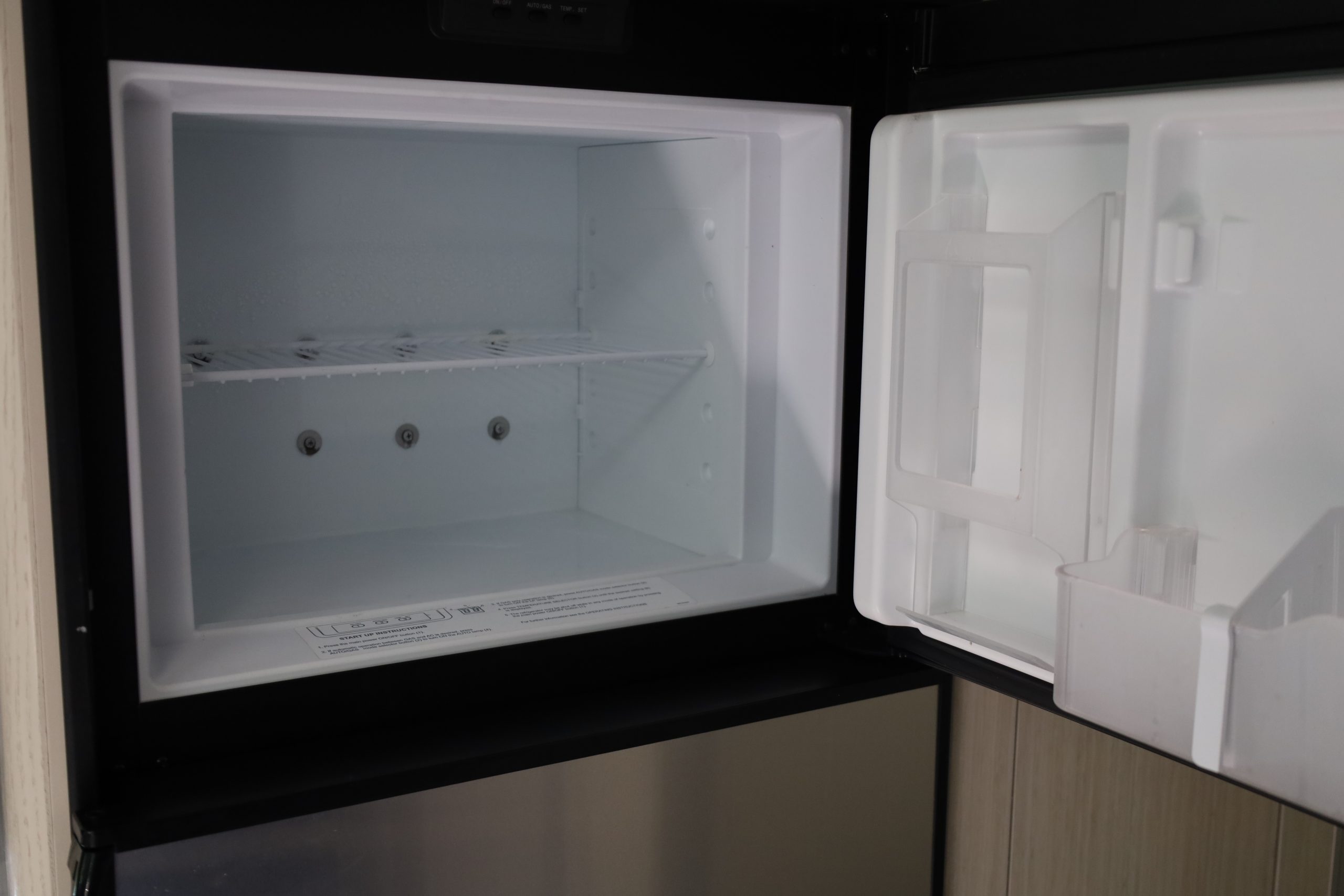 2020 Airstream International Serenity 25FB - Image 19