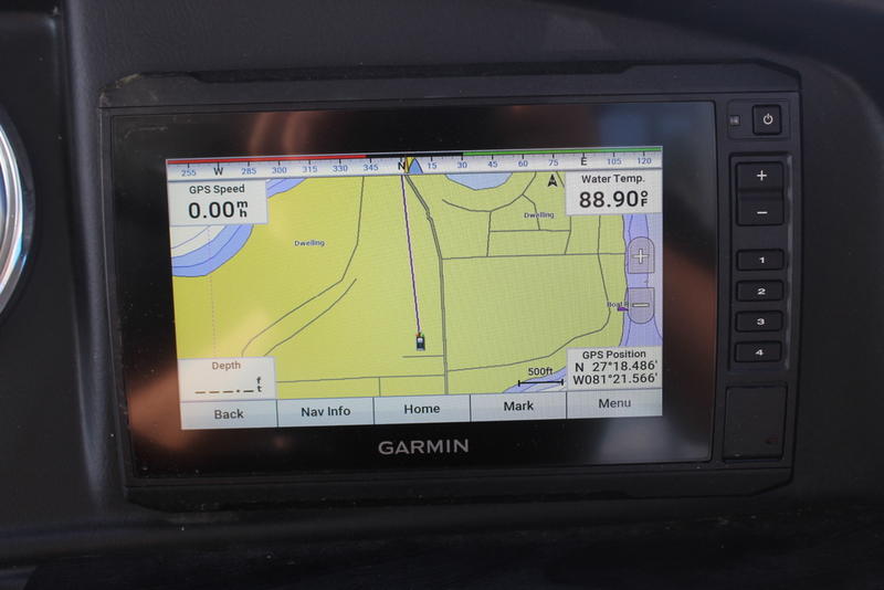 2022 Tahoe Pontoons Cascade Funship 25 FT - Image 2