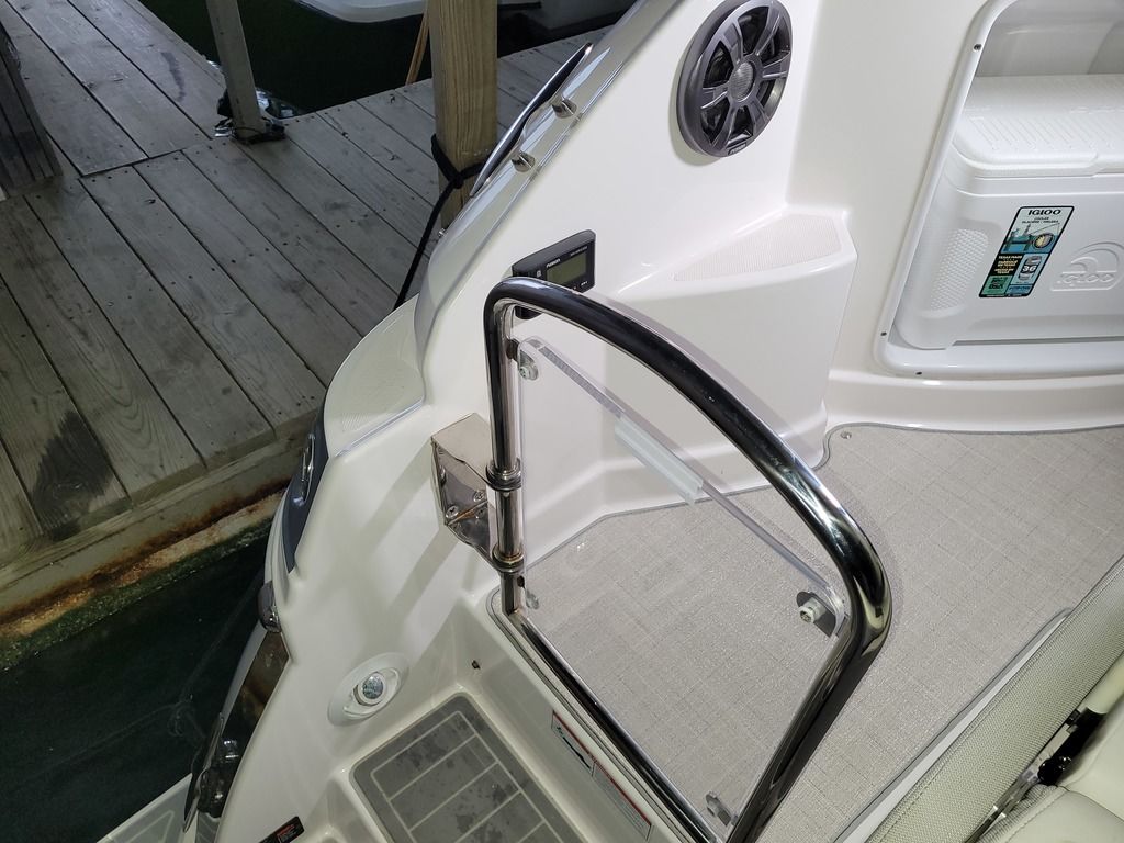 2020 Regal 28 Express - Image 15