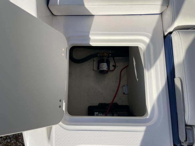 2021 Chaparral 23 Surf - Image 46