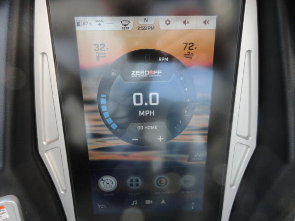 2020 Tige R23 - Image 21