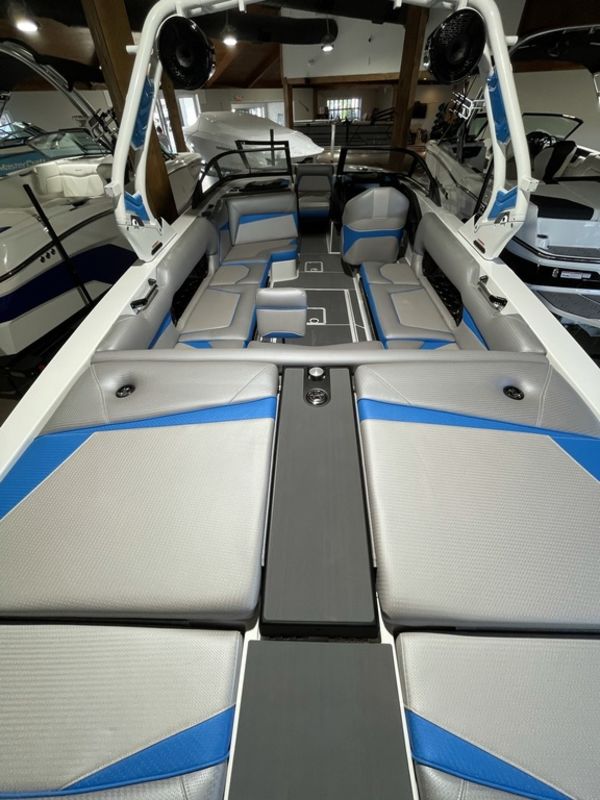 2021 Centurion Vi24 - Image 36