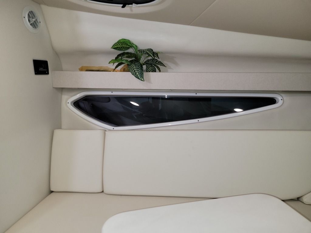 2020 Regal 28 Express - Image 21