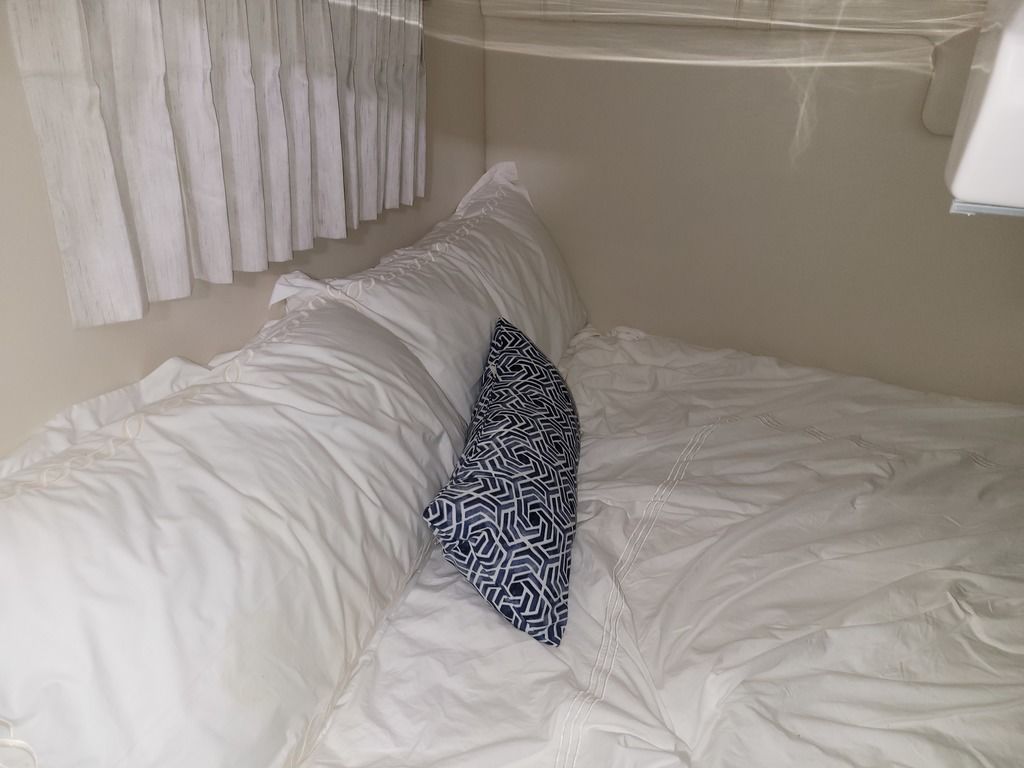 2020 Regal 28 Express - Image 22