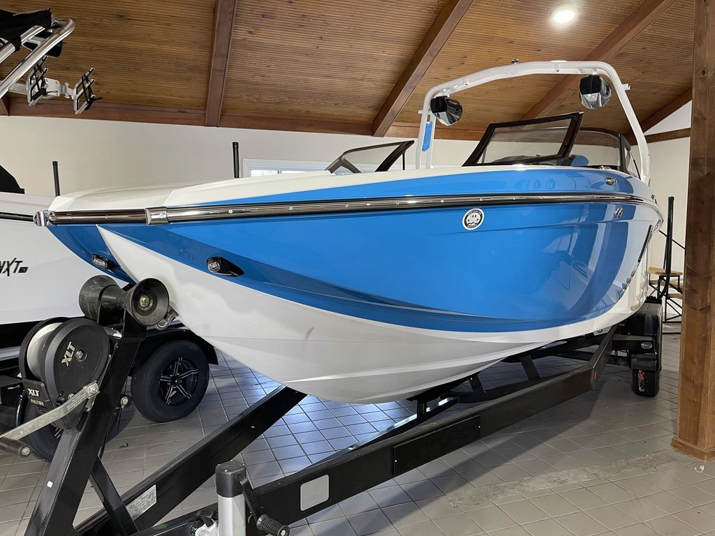 2021 Centurion Vi24 - Image 39