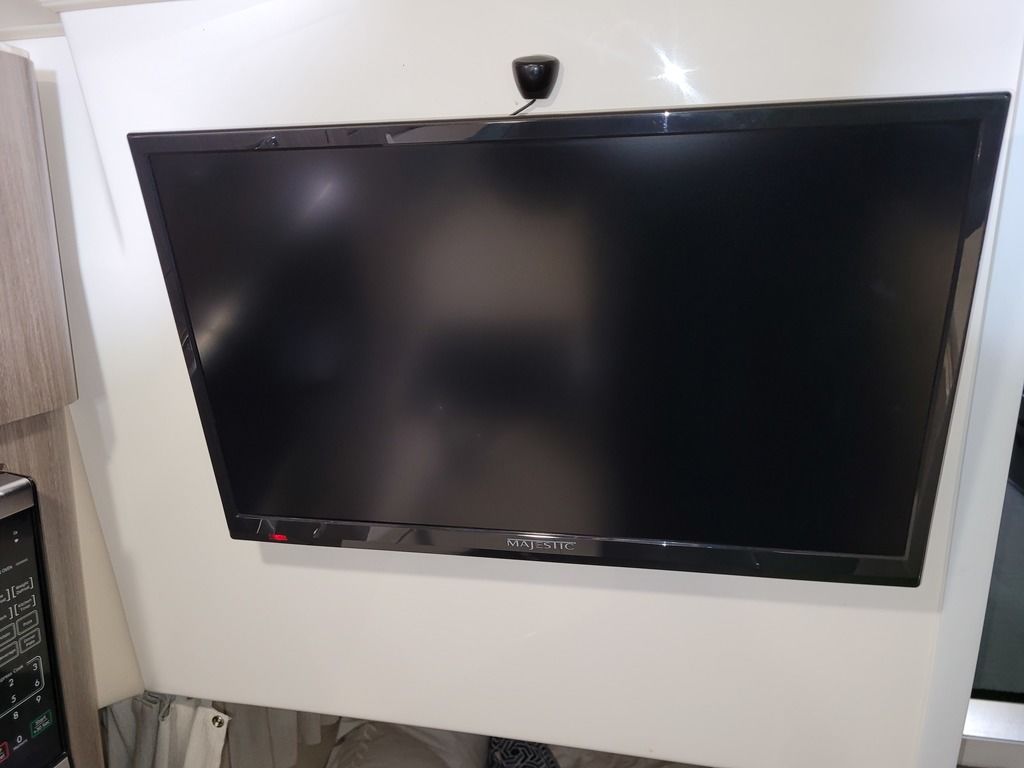 2020 Regal 28 Express - Image 24