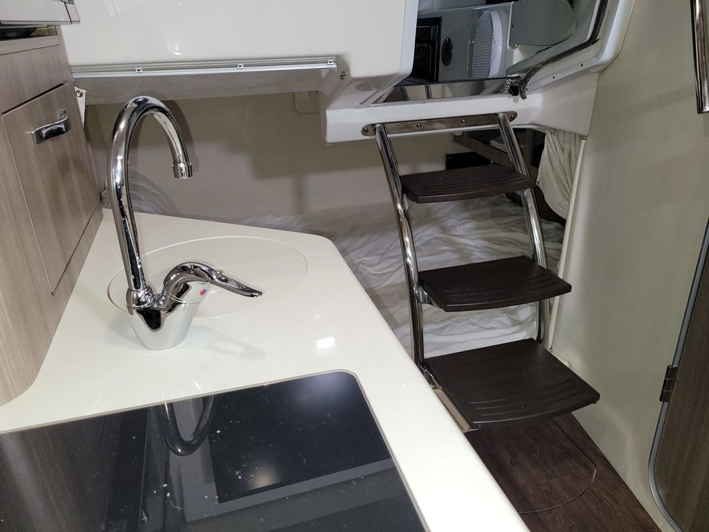 2020 Regal 28 Express - Image 27