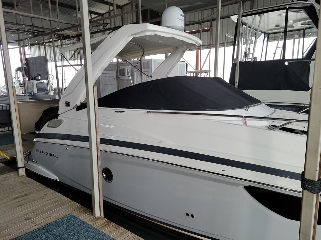 2020 Regal 28 Express - Image 30