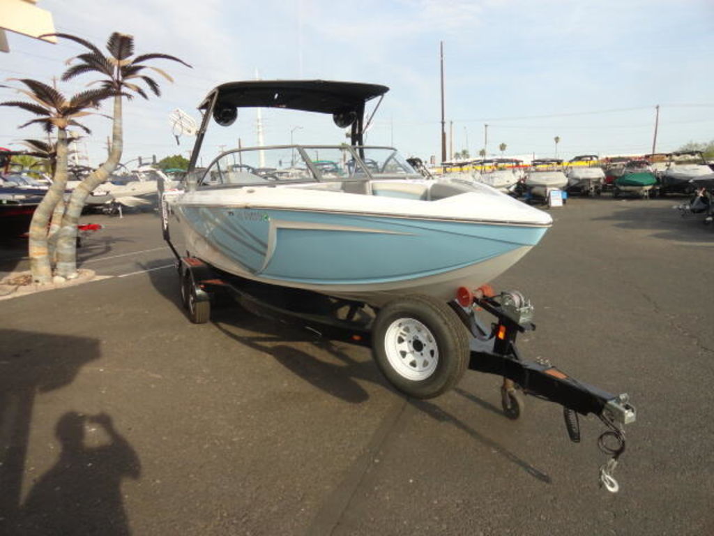 2020 Tige R23 - Image 32