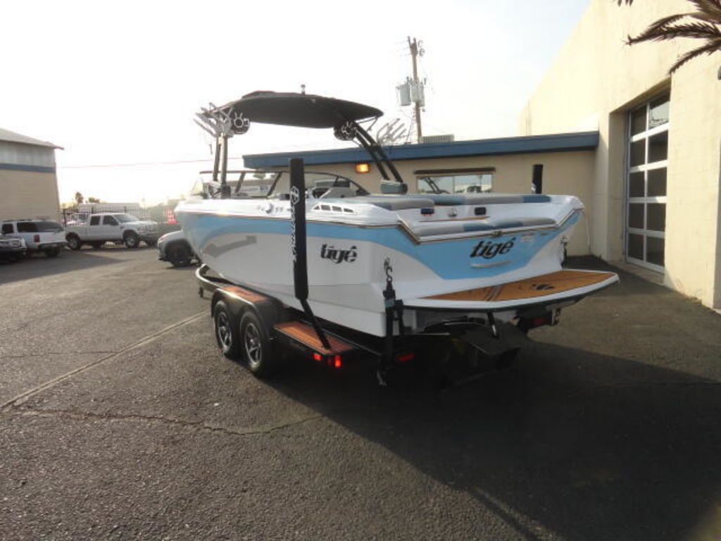 2020 Tige R23 - Image 34