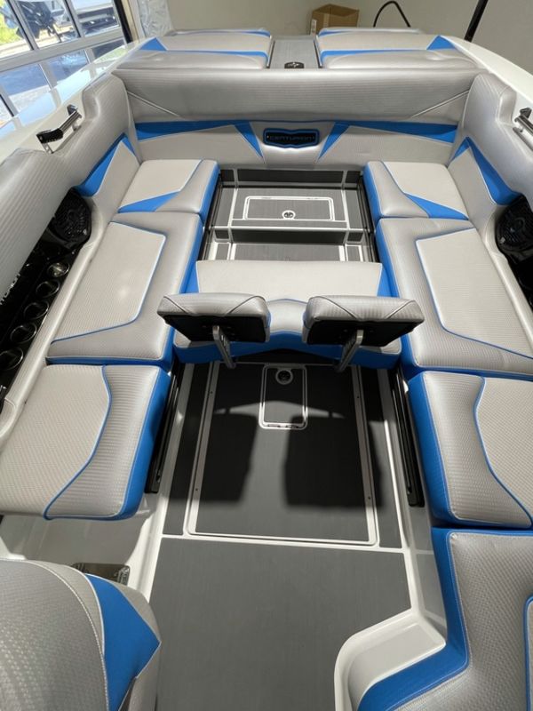 2021 Centurion Vi24 - Image 55