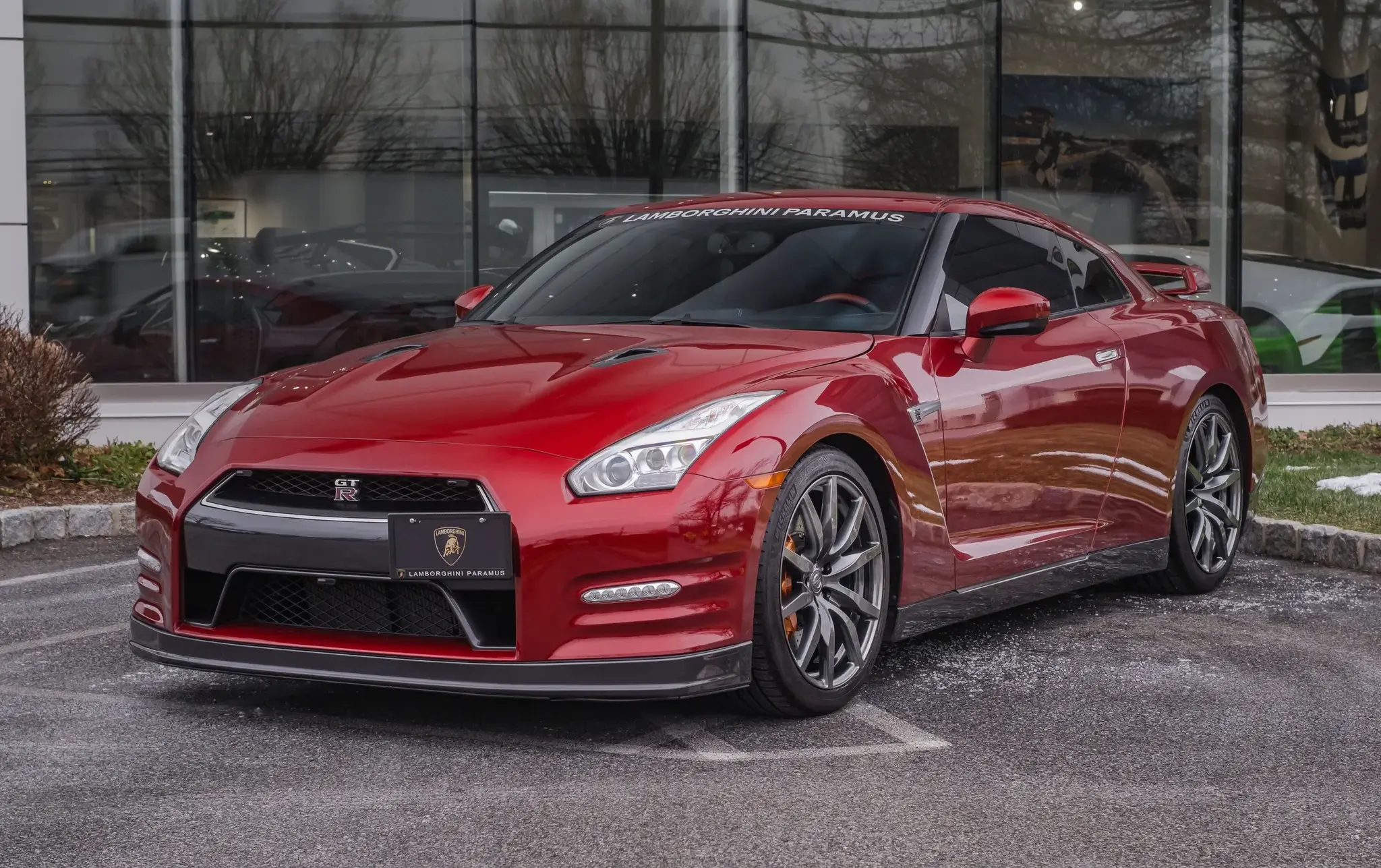 2015 Nissan GT-R Premium - Image 2