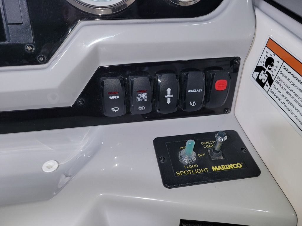 2020 Regal 28 Express - Image 43