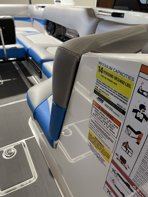 2021 Centurion Vi24 - Image 65