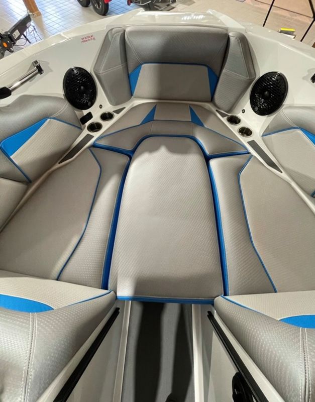 2021 Centurion Vi24 - Image 21