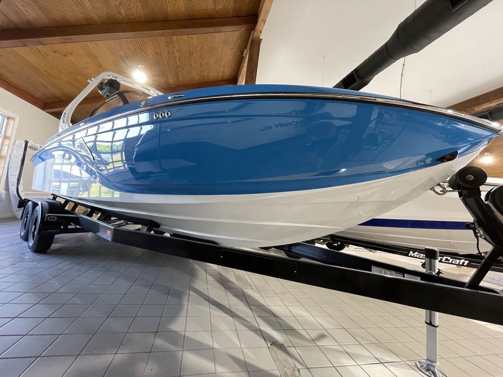 2021 Centurion Vi24 - Image 85