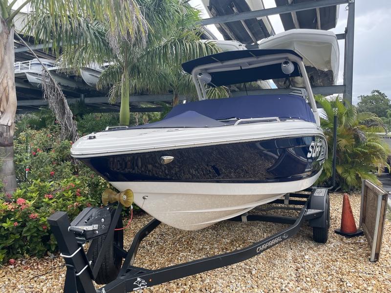 2021 Chaparral 23 Surf - Image 36
