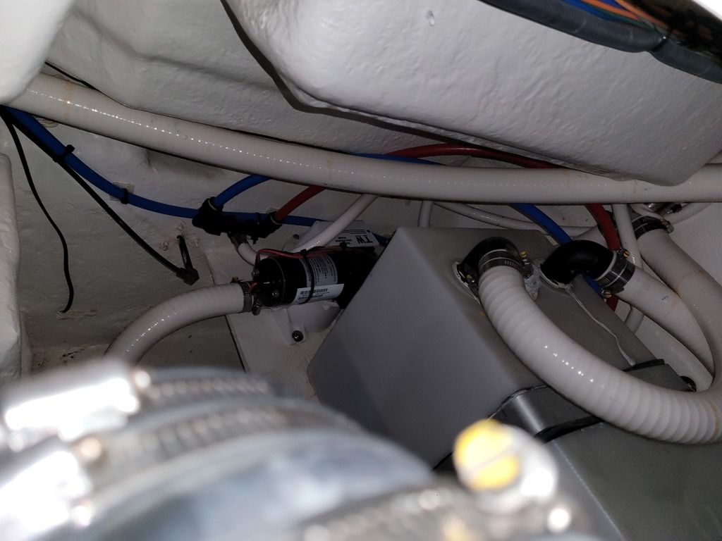 2020 Regal 28 Express - Image 10