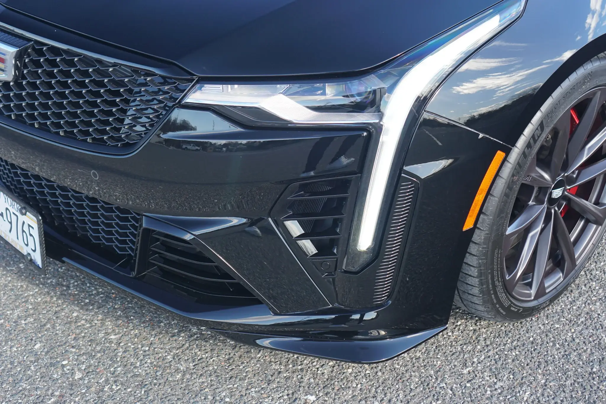 2023 Cadillac CT4-V Blackwing - Image 37