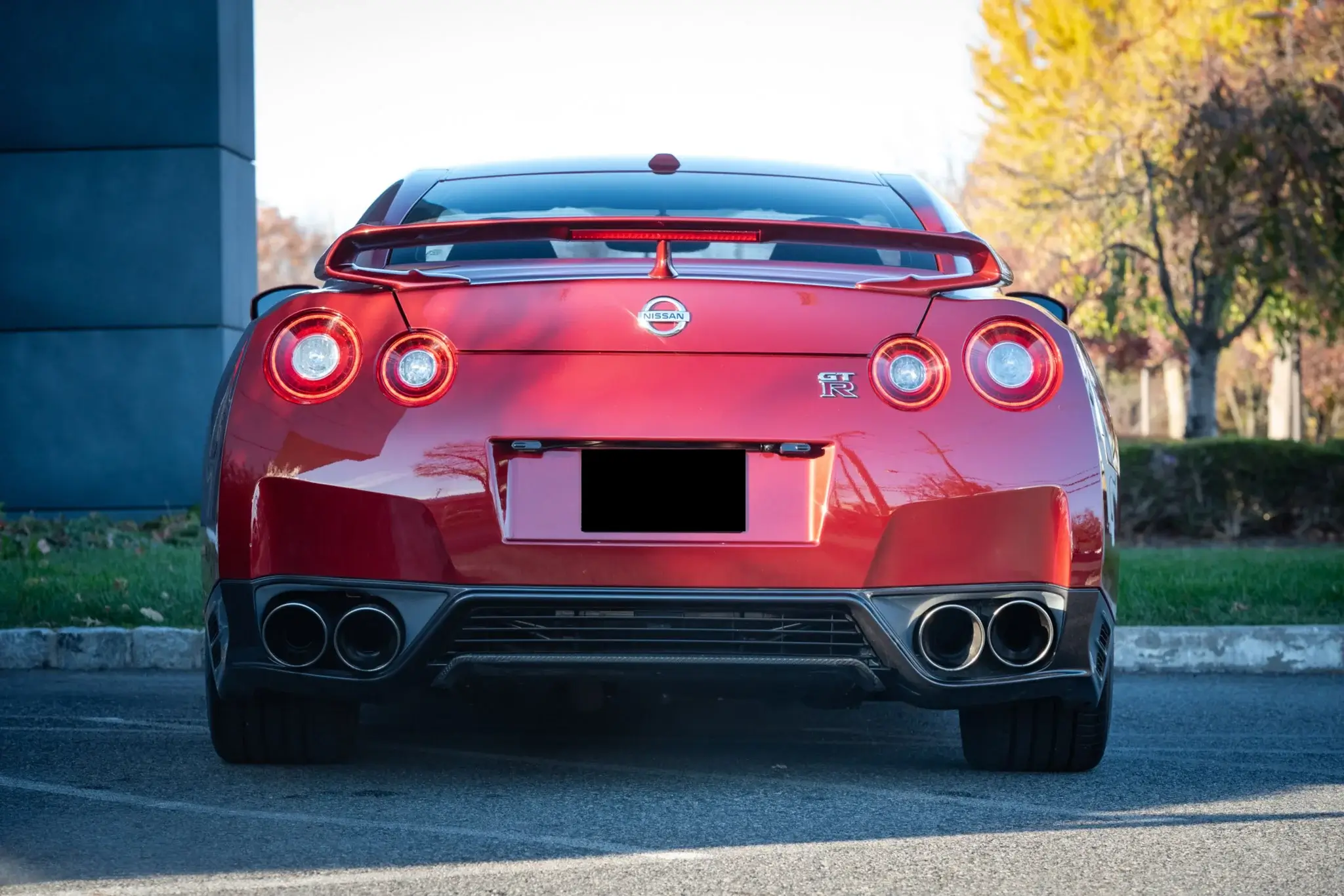 2015 Nissan GT-R Premium - Image 11