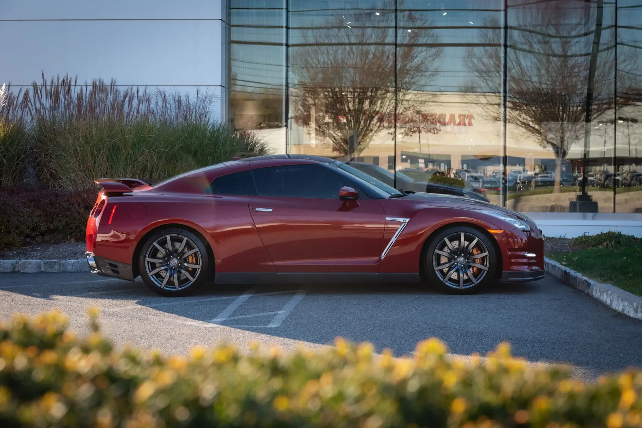 2015 Nissan GT-R Premium - Image 12