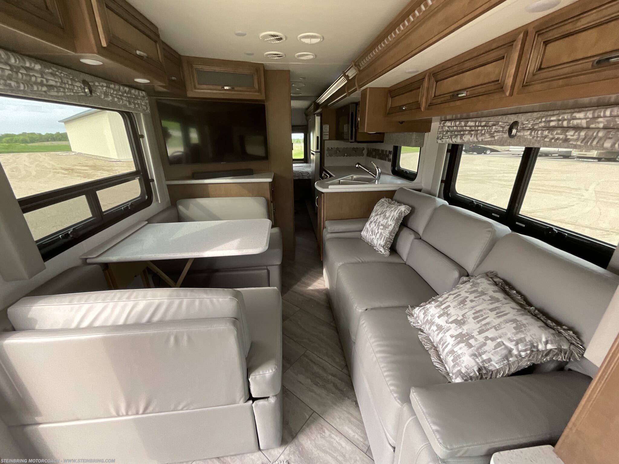 2022 Newmar Bay Star 3014 - Image 17