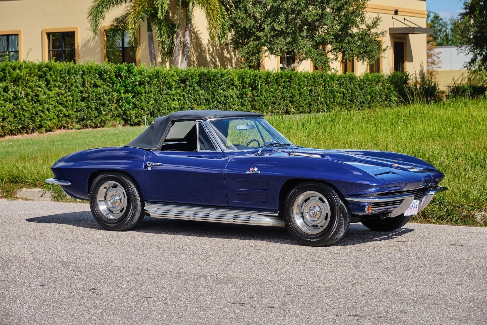 1963 Chevrolet Corvette 427 Roadster - Image 7