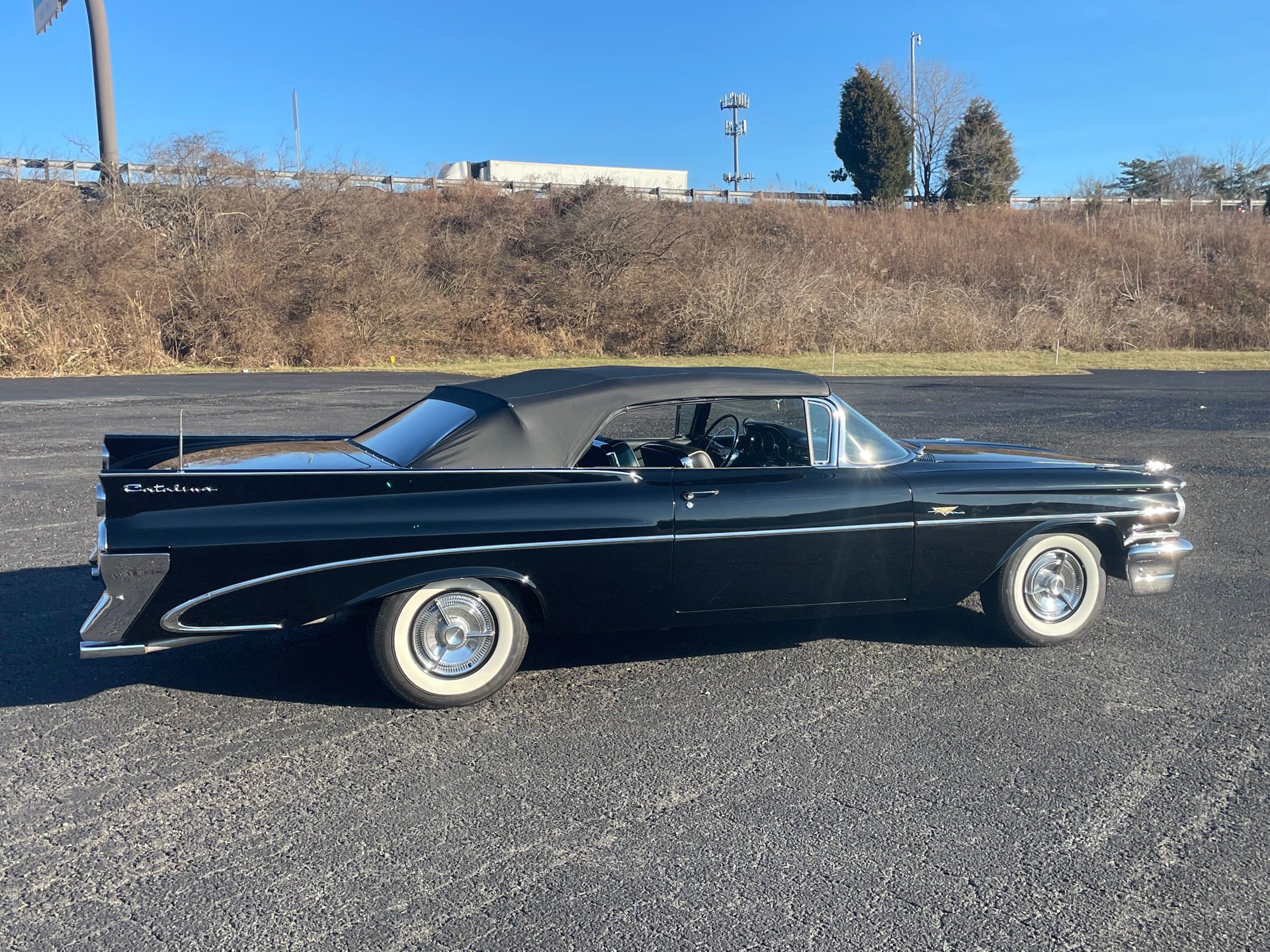 1959 Pontiac Catalina Convertible - Image 35
