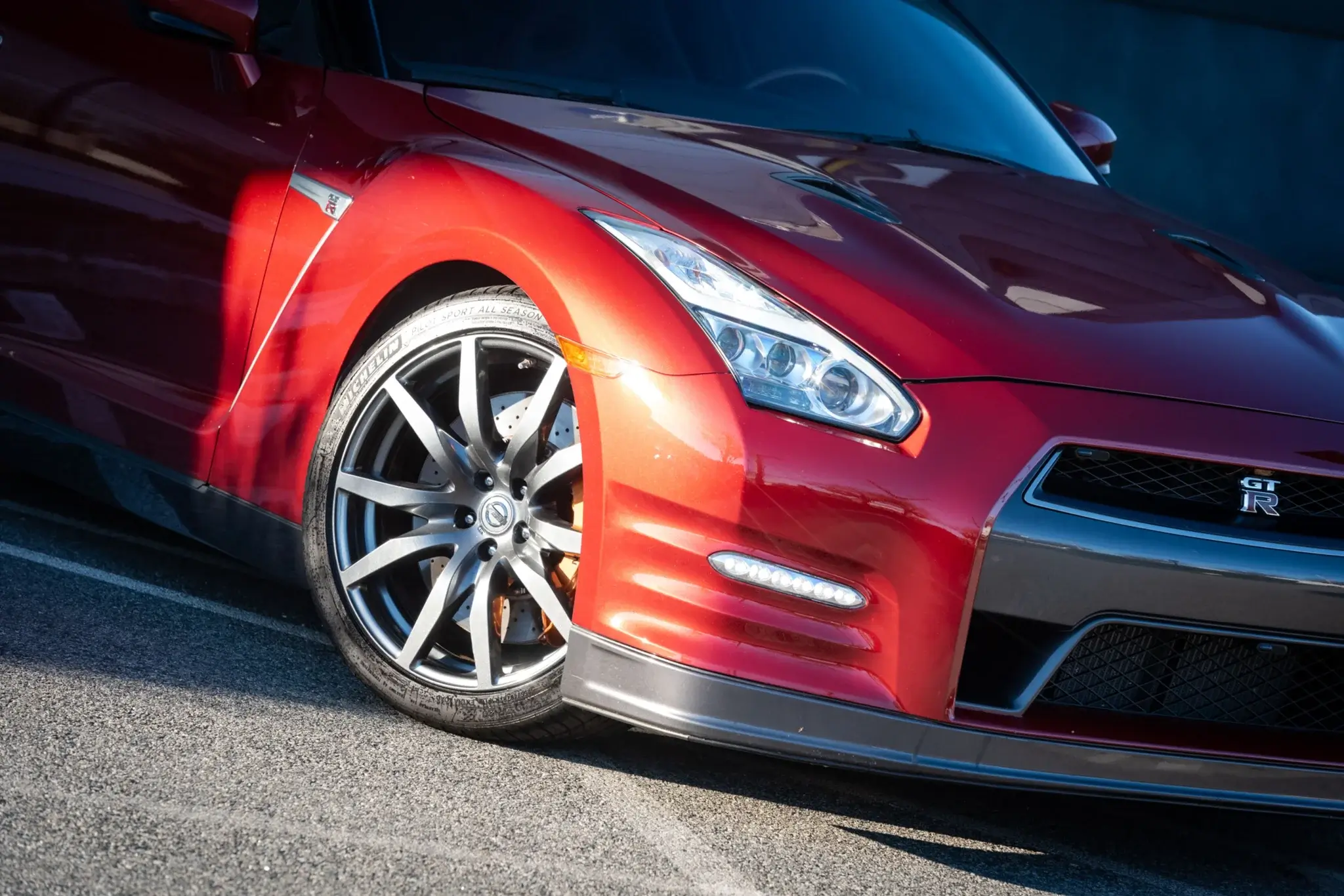 2015 Nissan GT-R Premium - Image 16