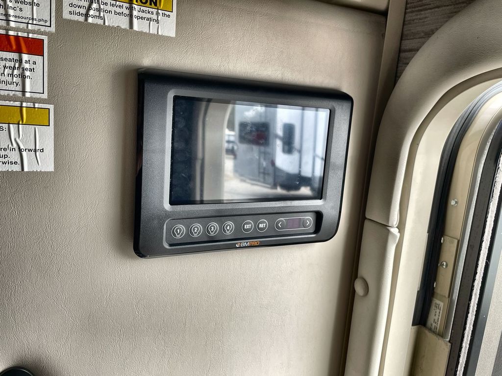 2022 Thor Motor Coach 23TW - Image 18