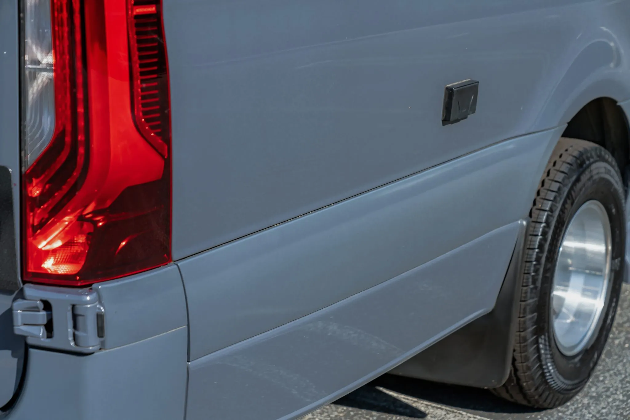 2021 Coachmen Galleria 24T - Image 23