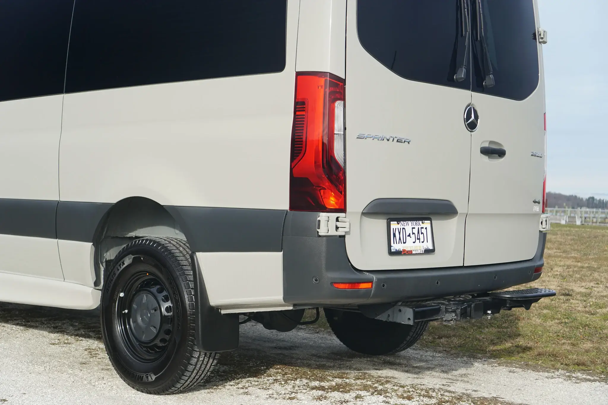 2022 Mercedes-Benz Sprinter 2500 4x4 Explorer Luxury Shuttle - Image 49