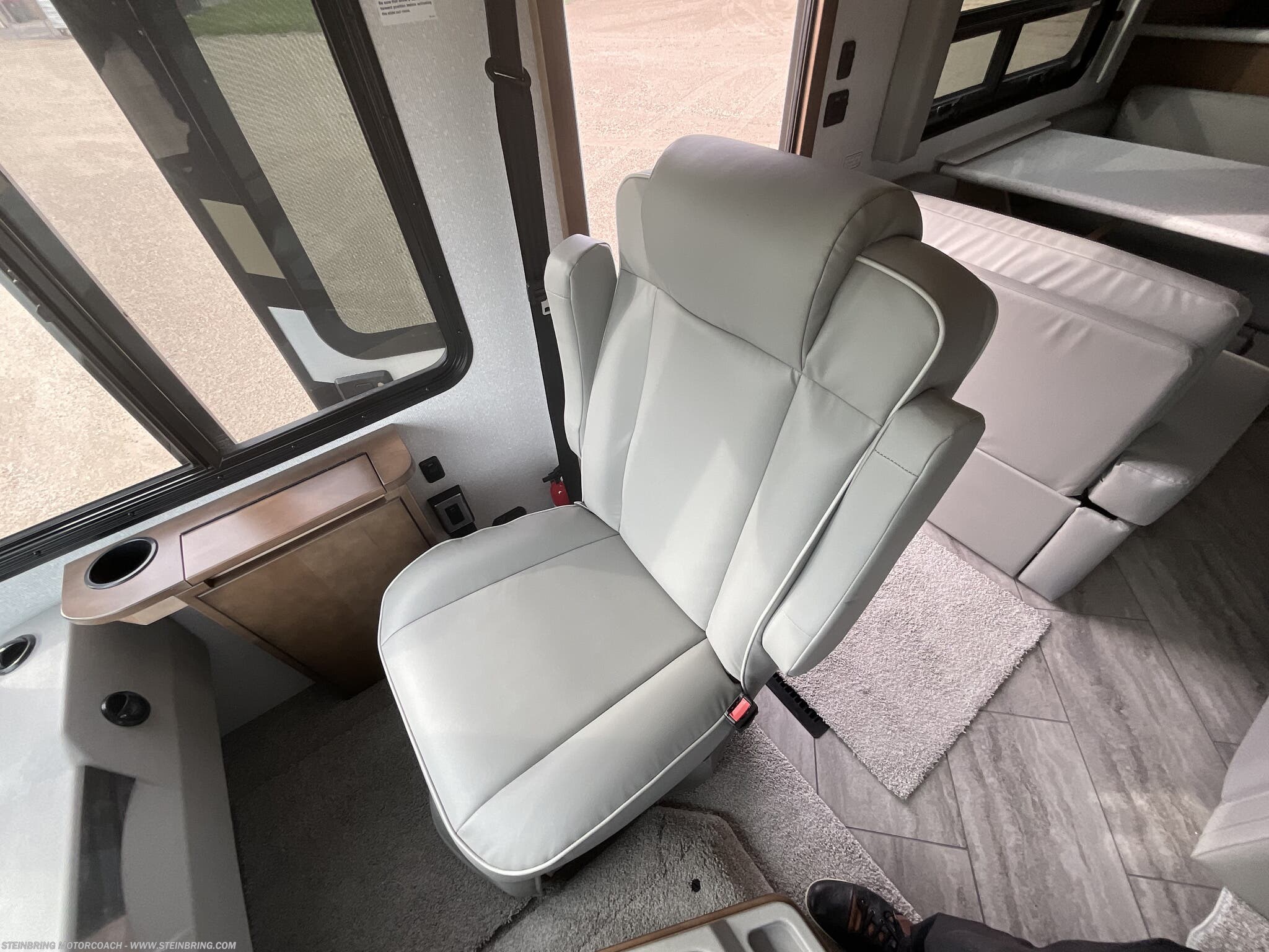 2022 Newmar Bay Star 3014 - Image 21