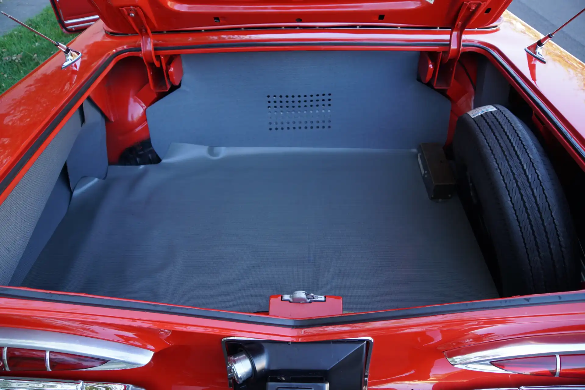 1959 Chevrolet Impala Tri-Power Convertible - Image 14