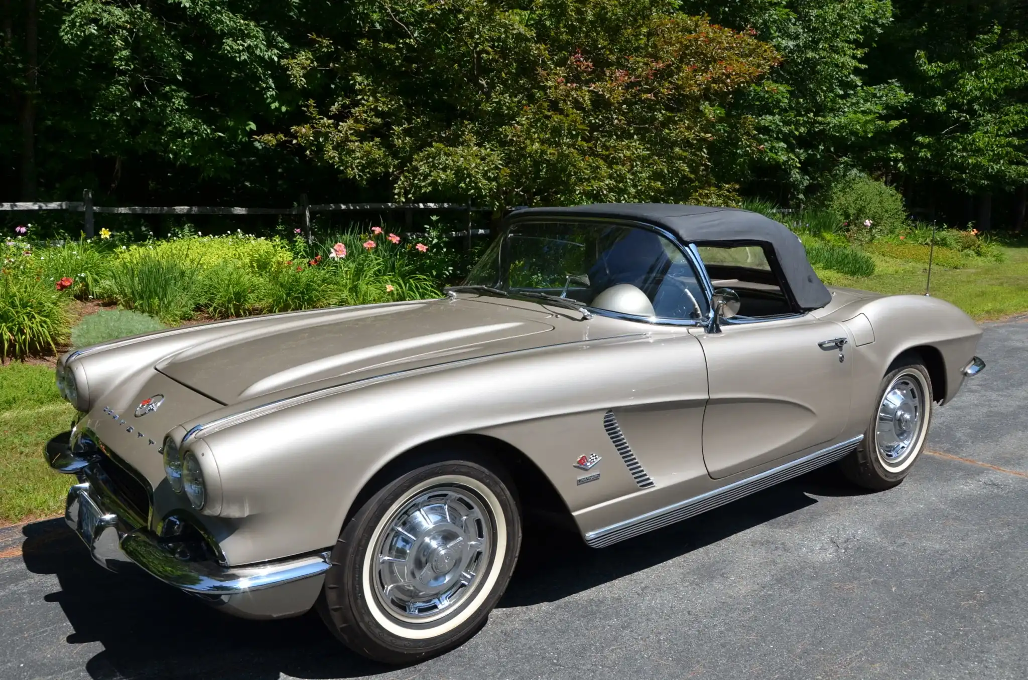 1962 Chevrolet Corvette Fuelie 4-Speed - Image 12