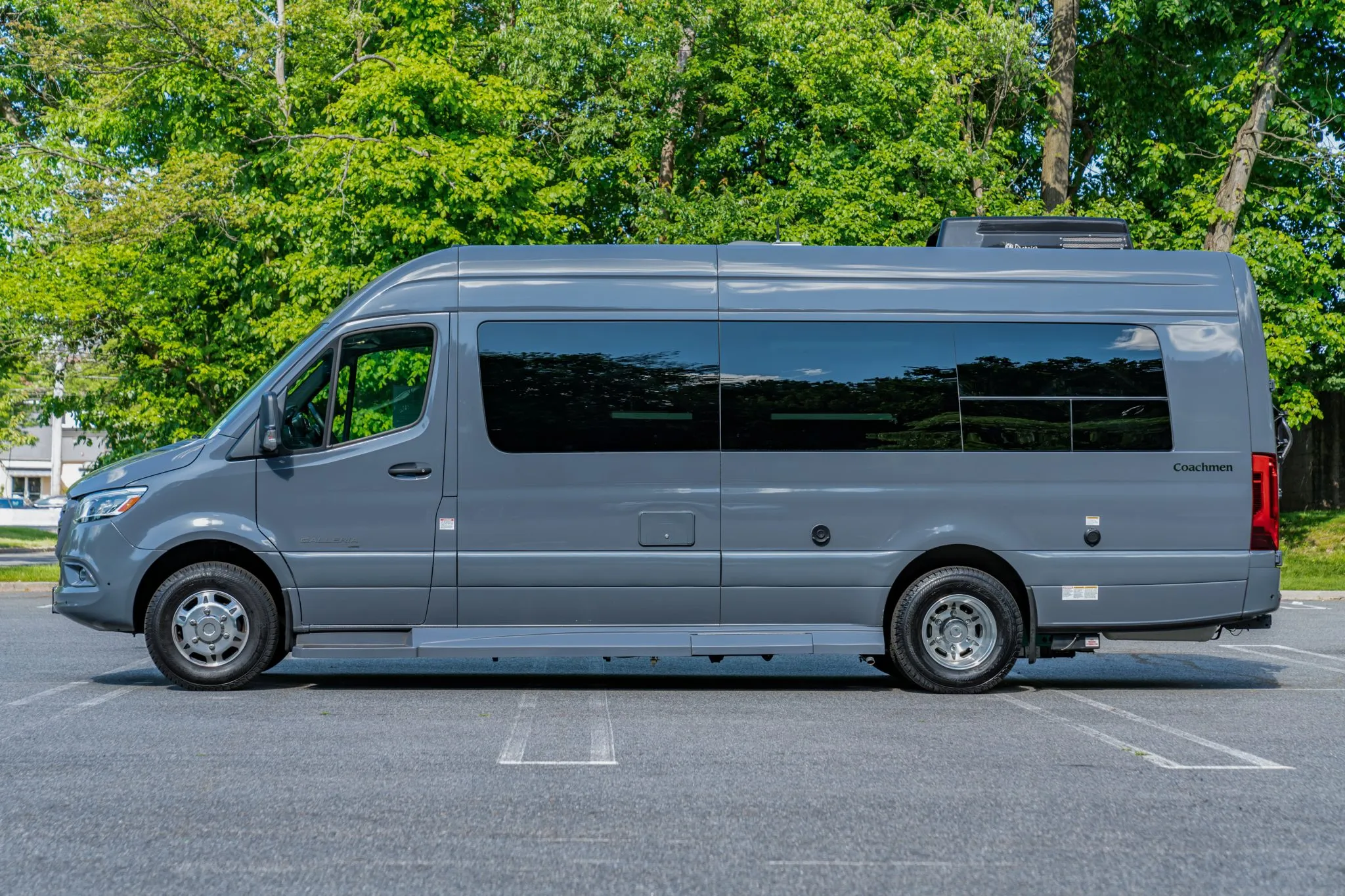 2021 Coachmen Galleria 24T - Image 9