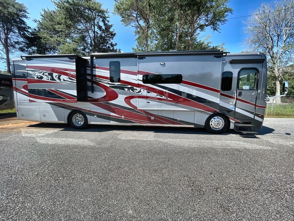 2022 Holiday Rambler Endeavor 38N
