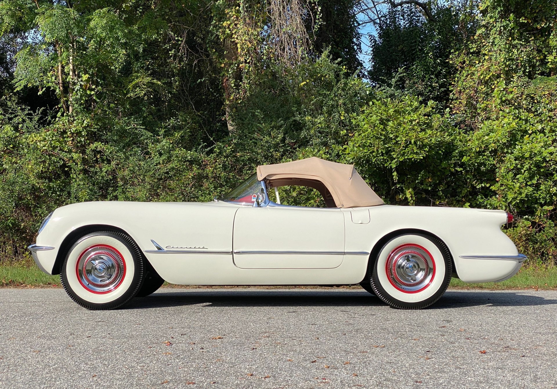 1954 Chevrolet Corvette Roadster - Image 38