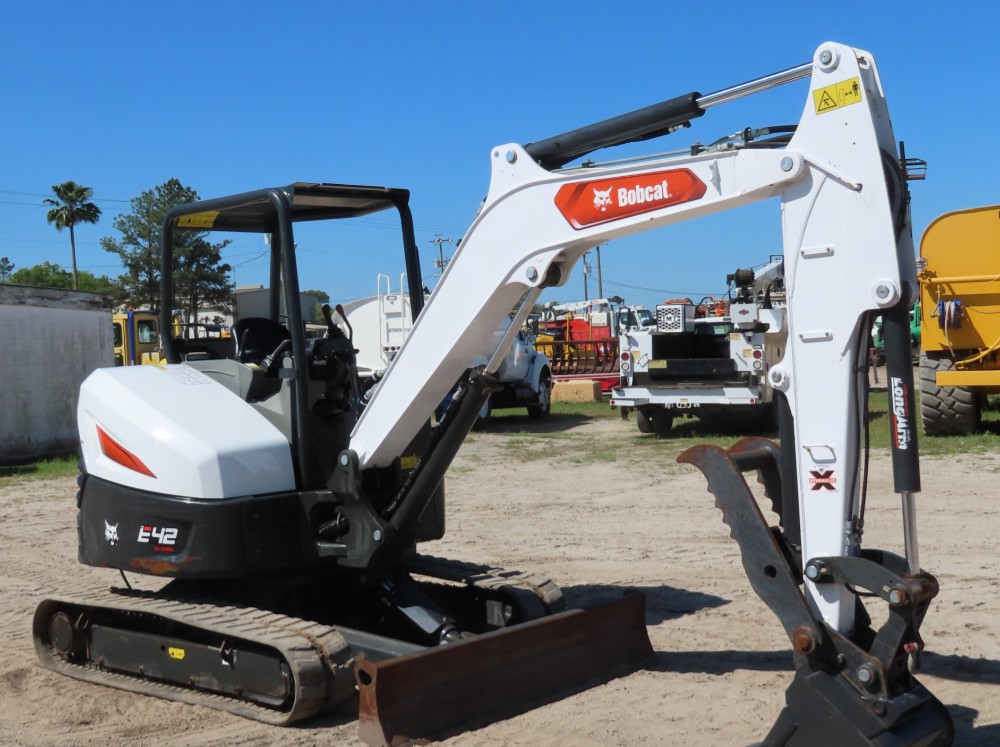 2020 Bobcat E42 Mini Excavator Rubber Tracks Backhoe Aux Hyd Blade - Image 27