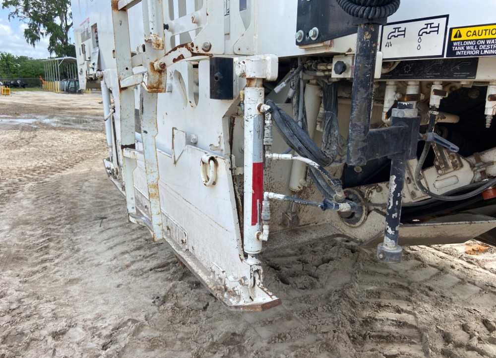 2018 Roadtec RX600E Cold Planer Asphalt Milling Machine - Image 43