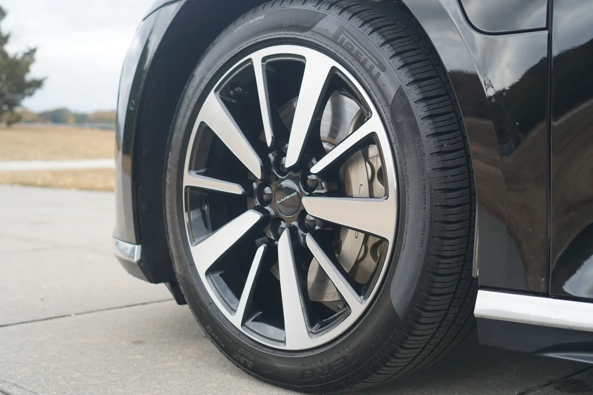 2022 Lucid Air Grand Touring - Image 46