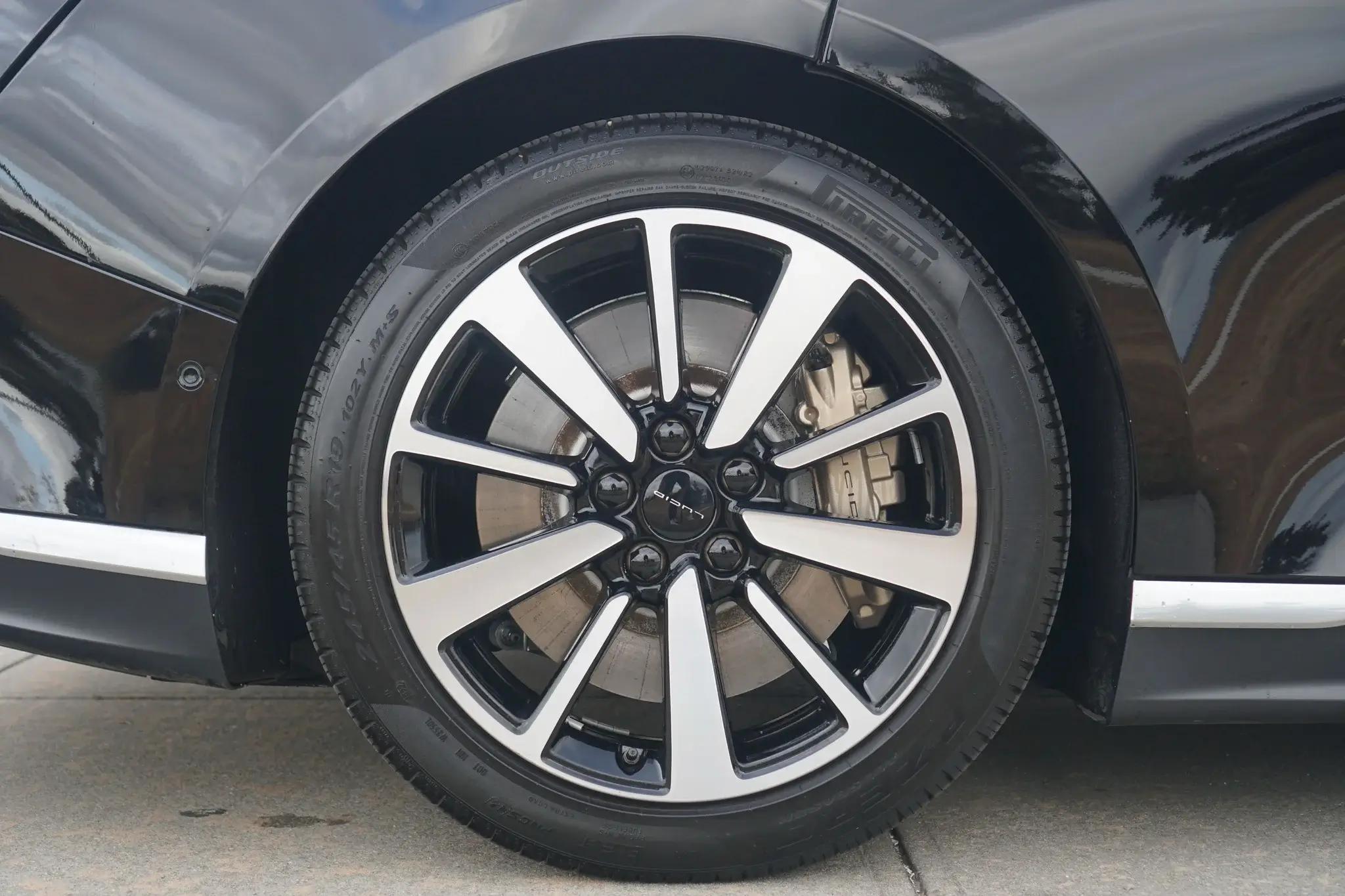 2022 Lucid Air Grand Touring - Image 47