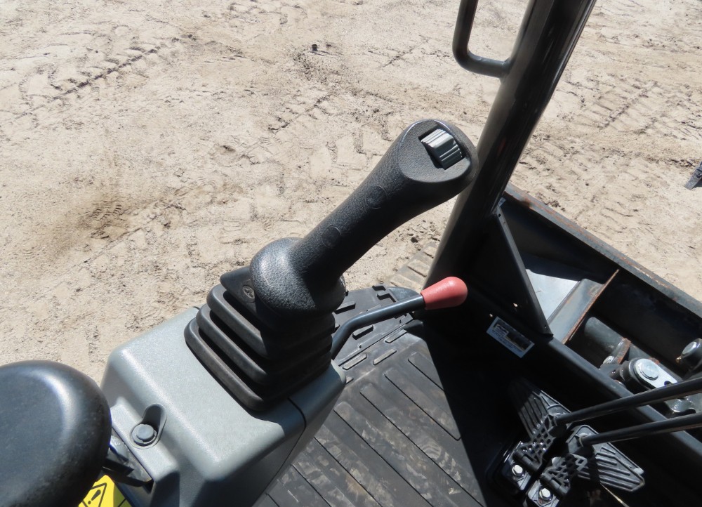 2020 Bobcat E42 Mini Excavator Rubber Tracks Backhoe Aux Hyd Blade - Image 3