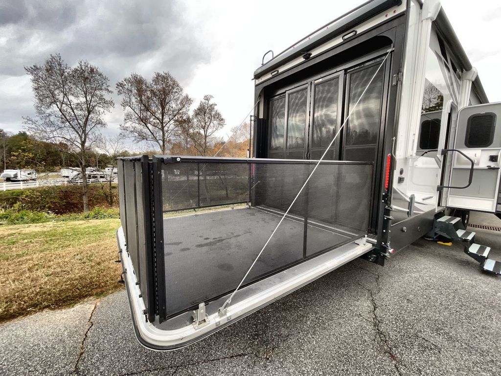 2021 Jayco Seismic 4113 - Image 18