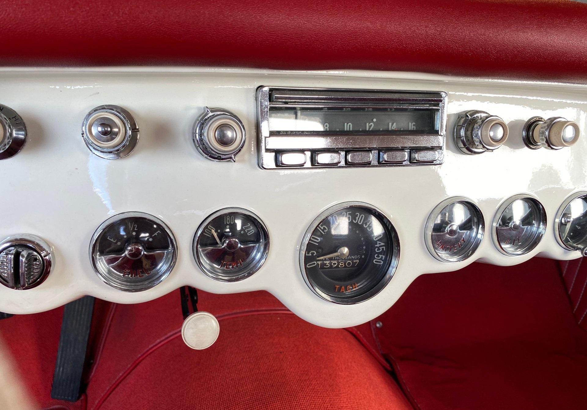 1954 Chevrolet Corvette Roadster - Image 17